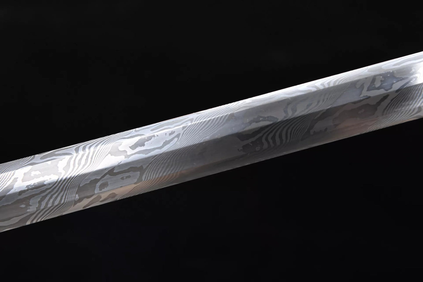 the Sword of the Dragon (Han)