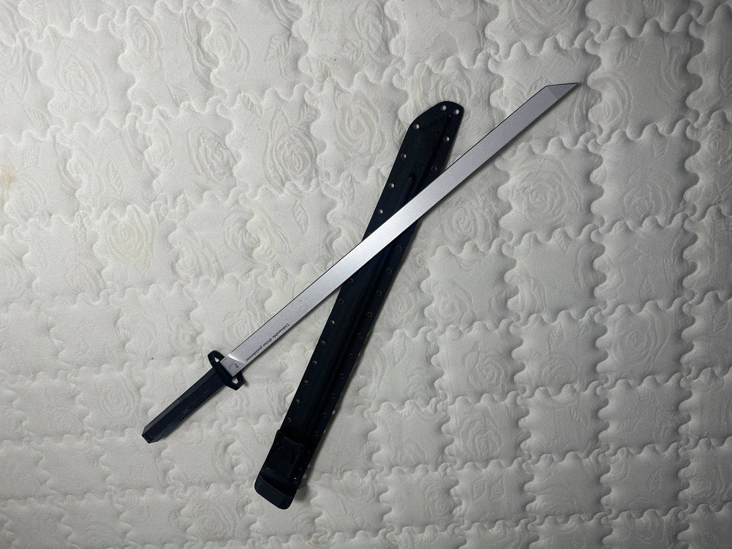 lit. the Tang sword of the lone human being (archaic)