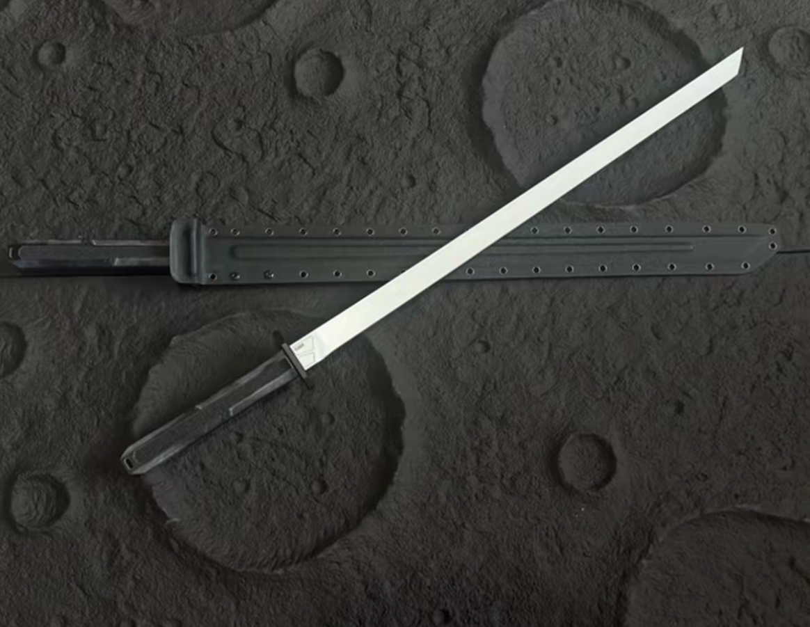 lit. the Tang sword of the lone human being (archaic)