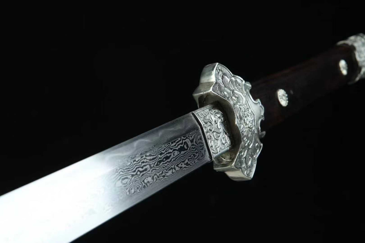 Peony Tang Knife