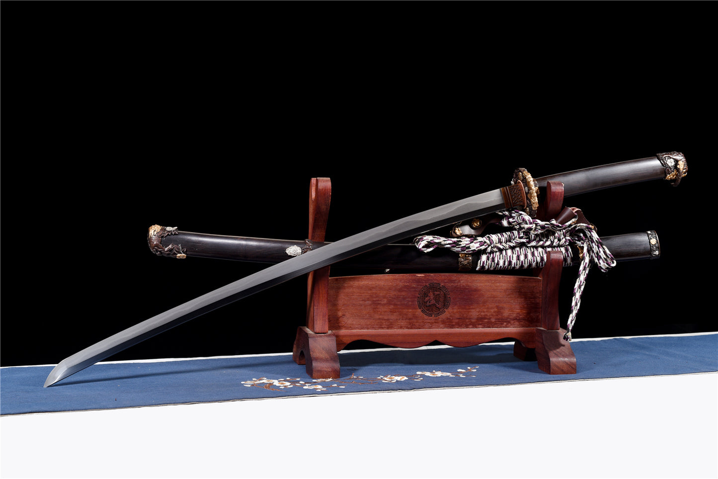 Gilt Lion Tri-color Upper Research Sword