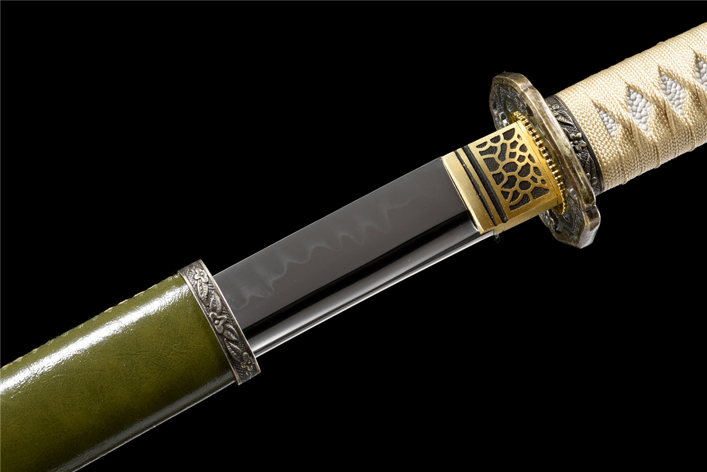 Type 98 World War II Command Knife, T10 burnished blade model.