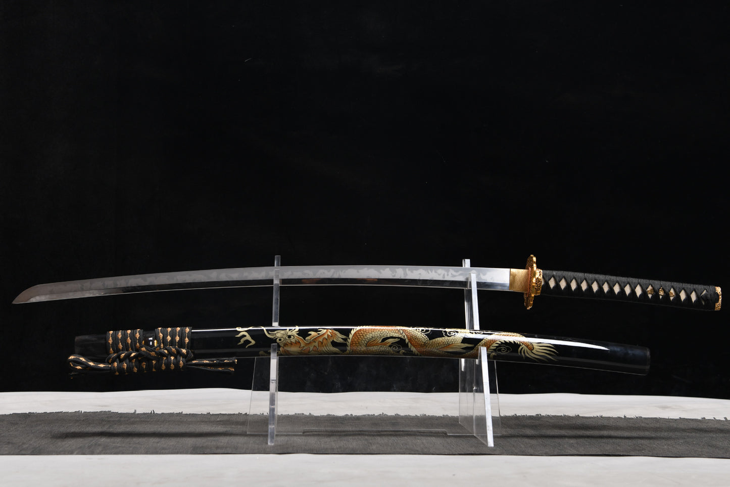 26-inch T10 Steel Tri-color Sword - Maki-e Gold Dragon Sword